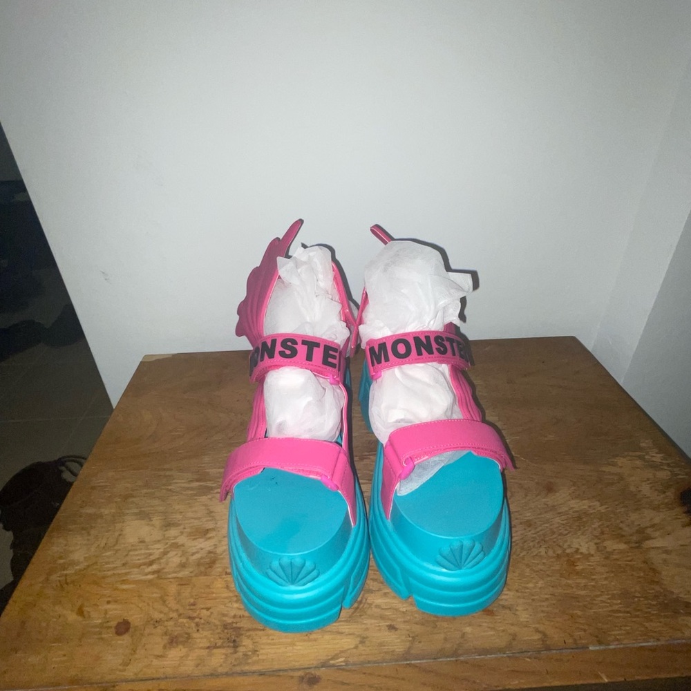 Monster High Platform Shoes - Picture 4 of 4